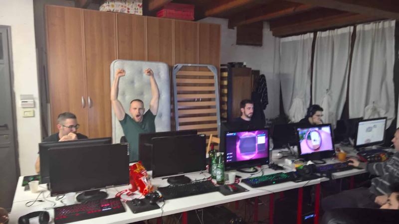 Lan Natalizia 2015 – Pagelle Ignoranti